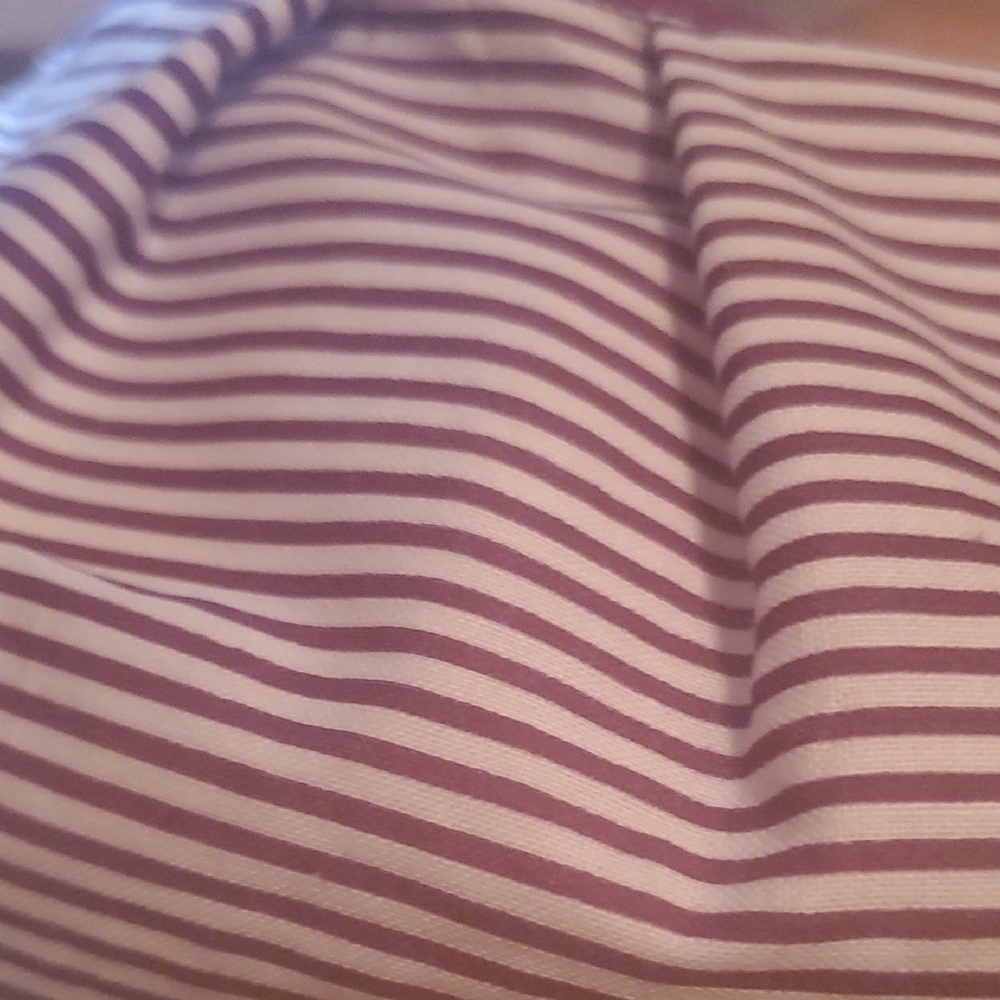 Elegant Striped Purple and White Clutch - Picture 3 of 4